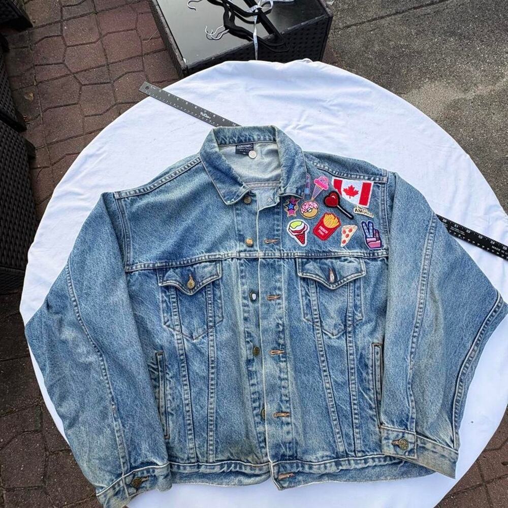 Vintage 90s vantage denim jacket